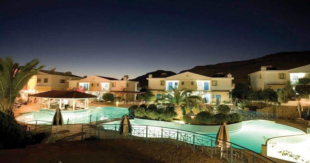 Otel Islands 2*
