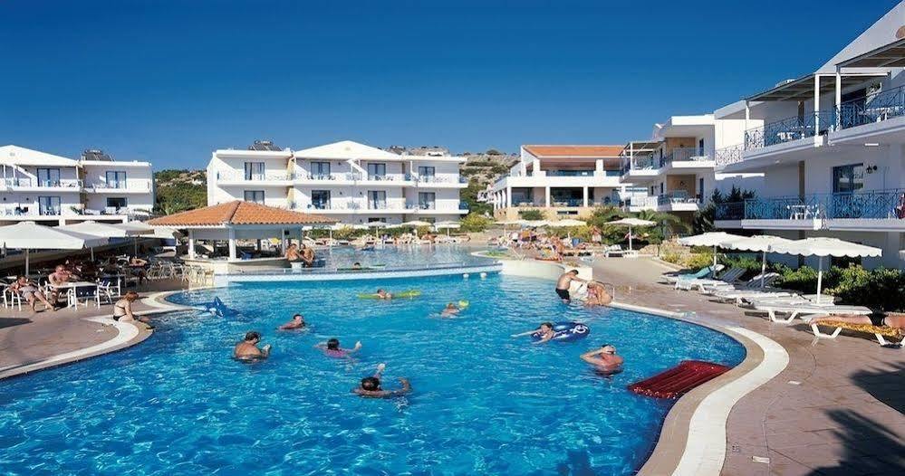 Otel Islands 2*